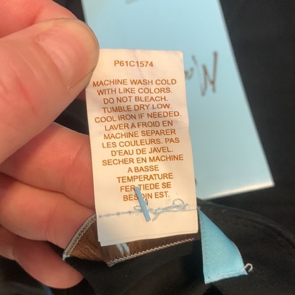 Marciano Pencil Skirt - NWT - Picture 10 of 10